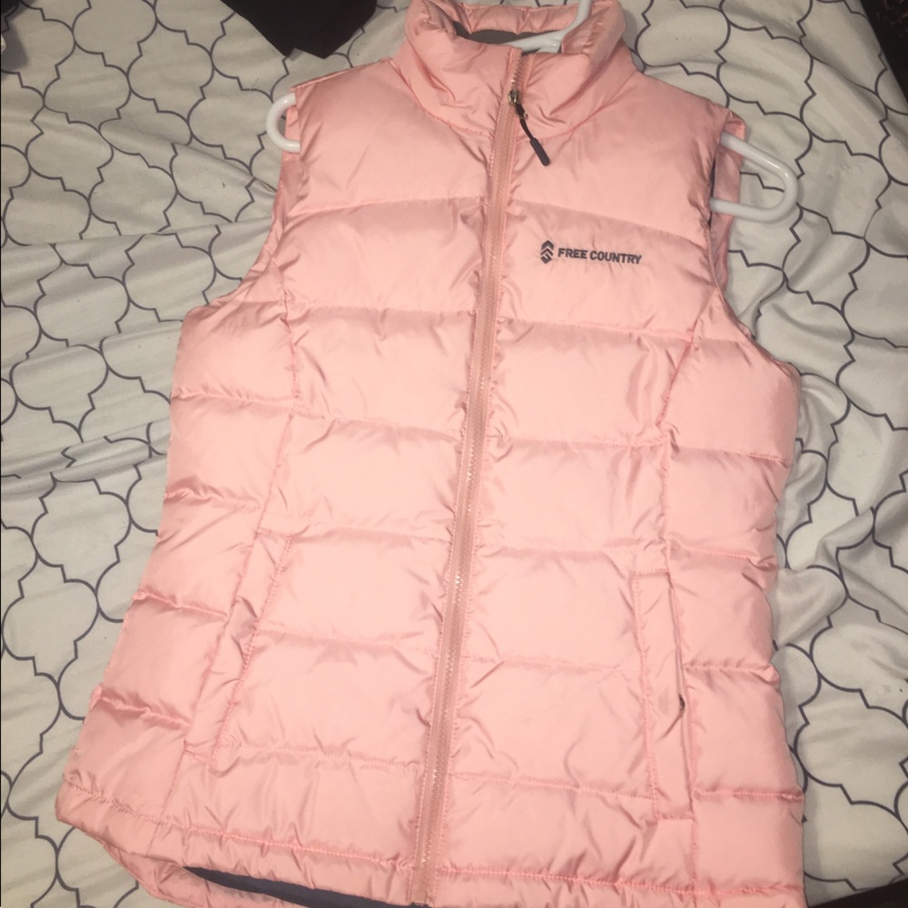 pink vest
